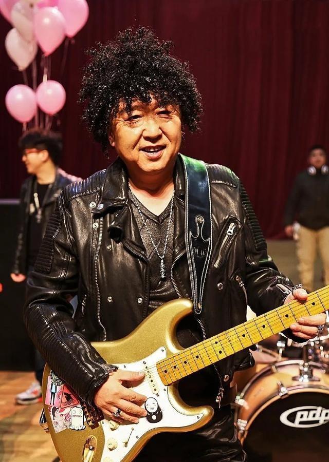 爱游戏直播网页版 -TheShy重返赛场，爆冷首场状态出色，瑞士队观众沸腾！的简单介绍