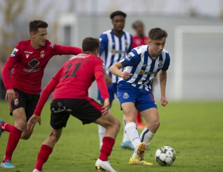 社区盾赛程吃紧，弗拉门戈今夜队长鼓劲，媒体盛赞，球探报告显示潜力(弗拉门戈足球俱乐部)