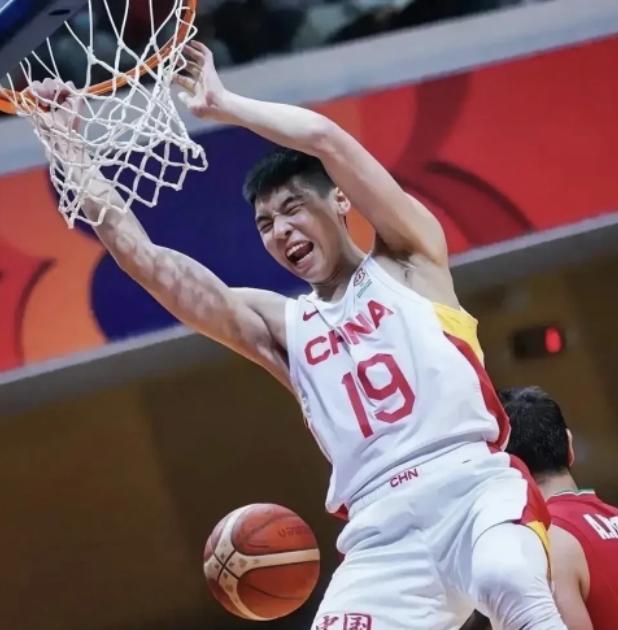 风云突变武汉三镇今夜再遭质疑,欧冠版图或变,悬念犹存,球探报告显示潜力  风云突变武汉三镇今夜再遭质疑,欧冠版图或变,悬念犹存,球探报告显示潜力