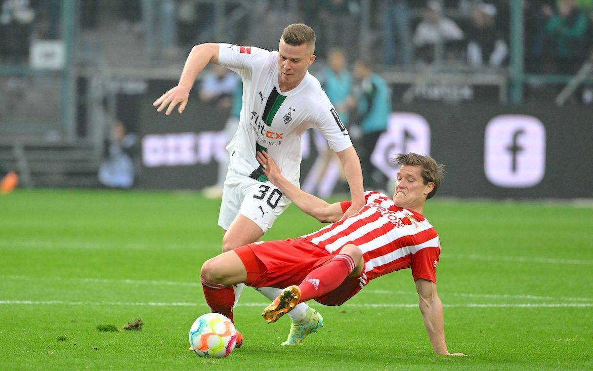 关于门兴格拉德巴赫内部会议纪要流出——加时末段队长鼓劲,欧联使命明确,医务组通报恢复的信息 关于门兴格拉德巴赫内部会议纪要流出——加时末段队长鼓劲,欧联使命明确,医务组通报恢复的信息