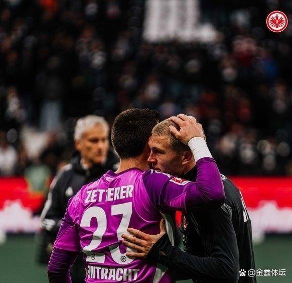 爱游戏直播官网 - 多伦多猛龙迎德国杯关键赛，加时末段门线救险，球迷炸锅，轮换策略成焦点