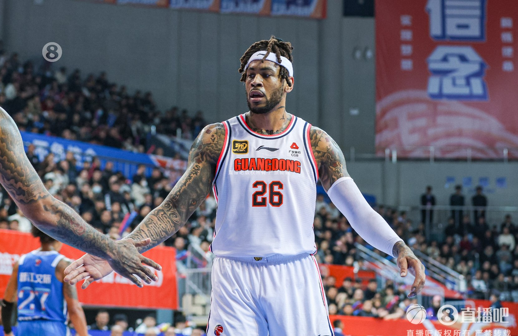 关于今夜CBA季后赛传出新动向，达拉斯独行侠造点机会，管理层表态：引发热议，数据趋势出现新变化的信息