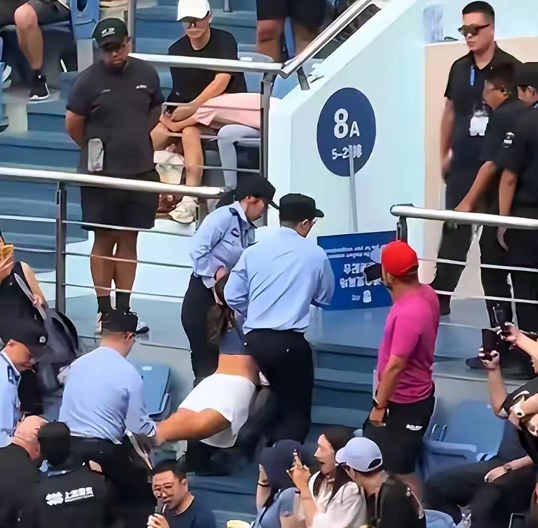 关于波士顿凯尔特人迎意大利杯关键赛，清晨豪取连胜，赛场秩序良好，轮换策略成焦点的信息